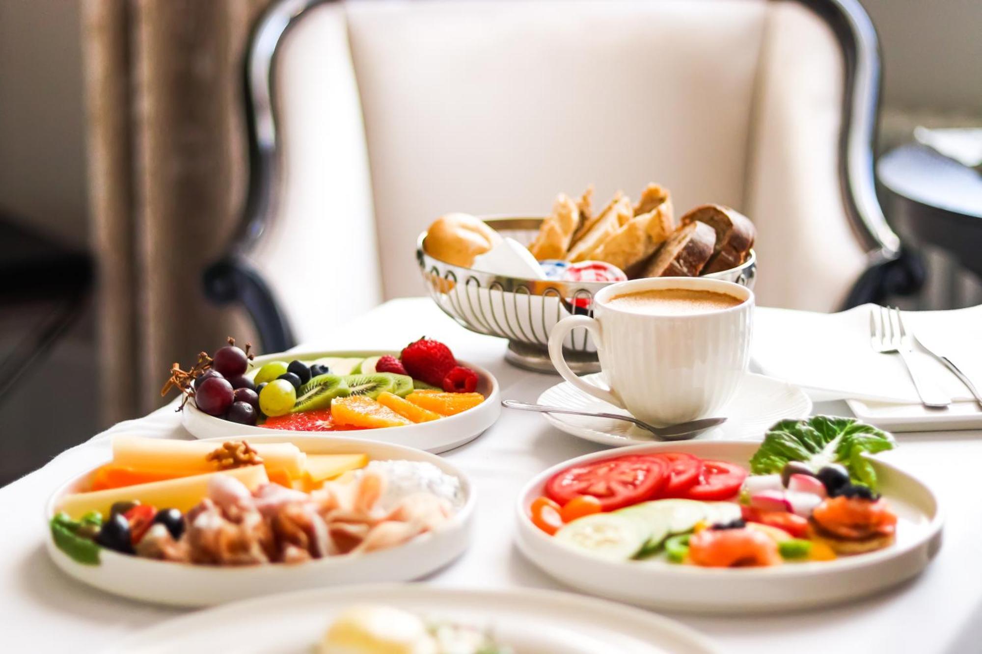 Noir - Free Breakfast & Brunch Until 13-00 - Vicinissimi A Mirabilandia