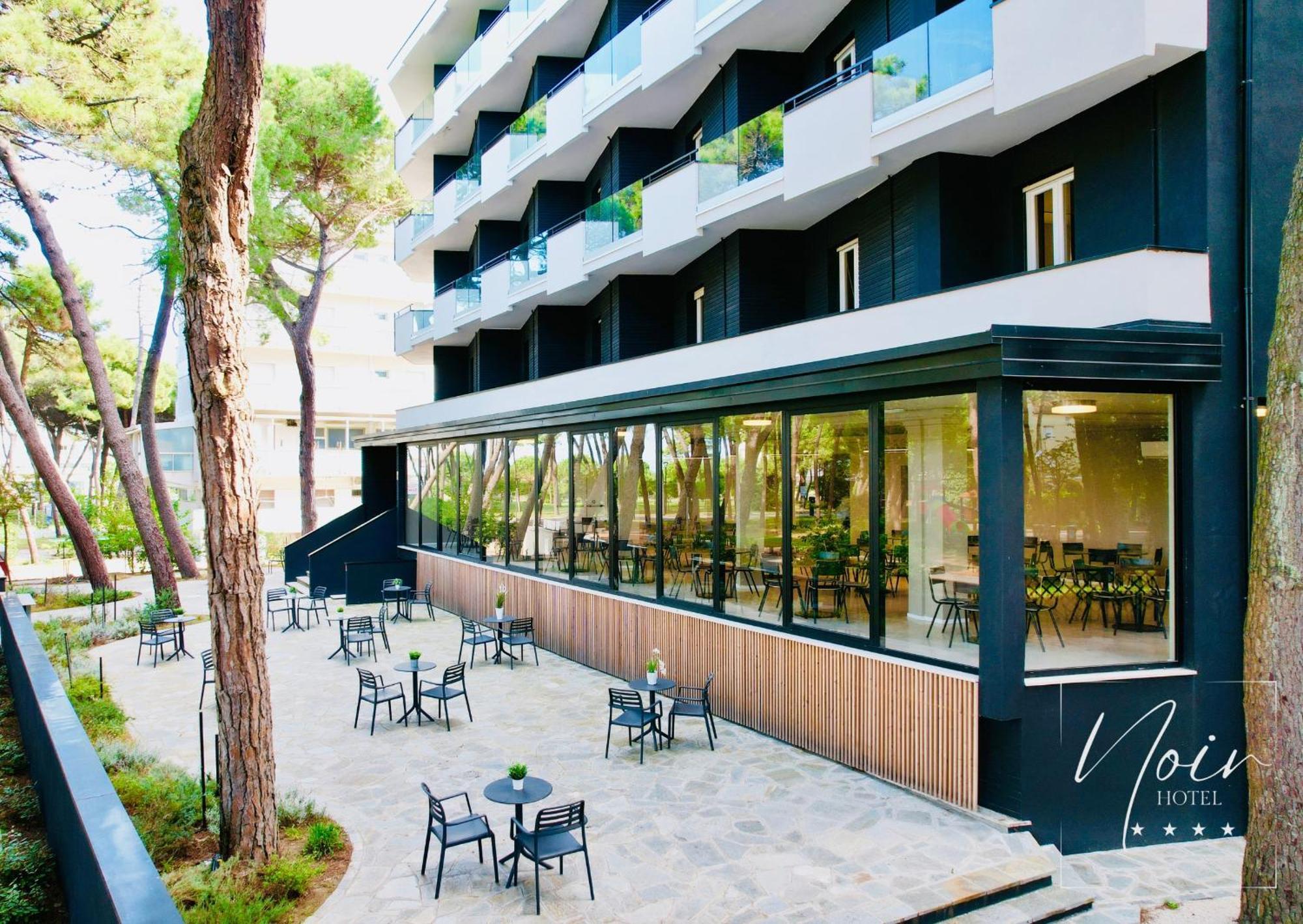 Hotel Noir - Free Breakfast & Brunch Until 13-00 - Vicinissimi A Mirabilandia 4*