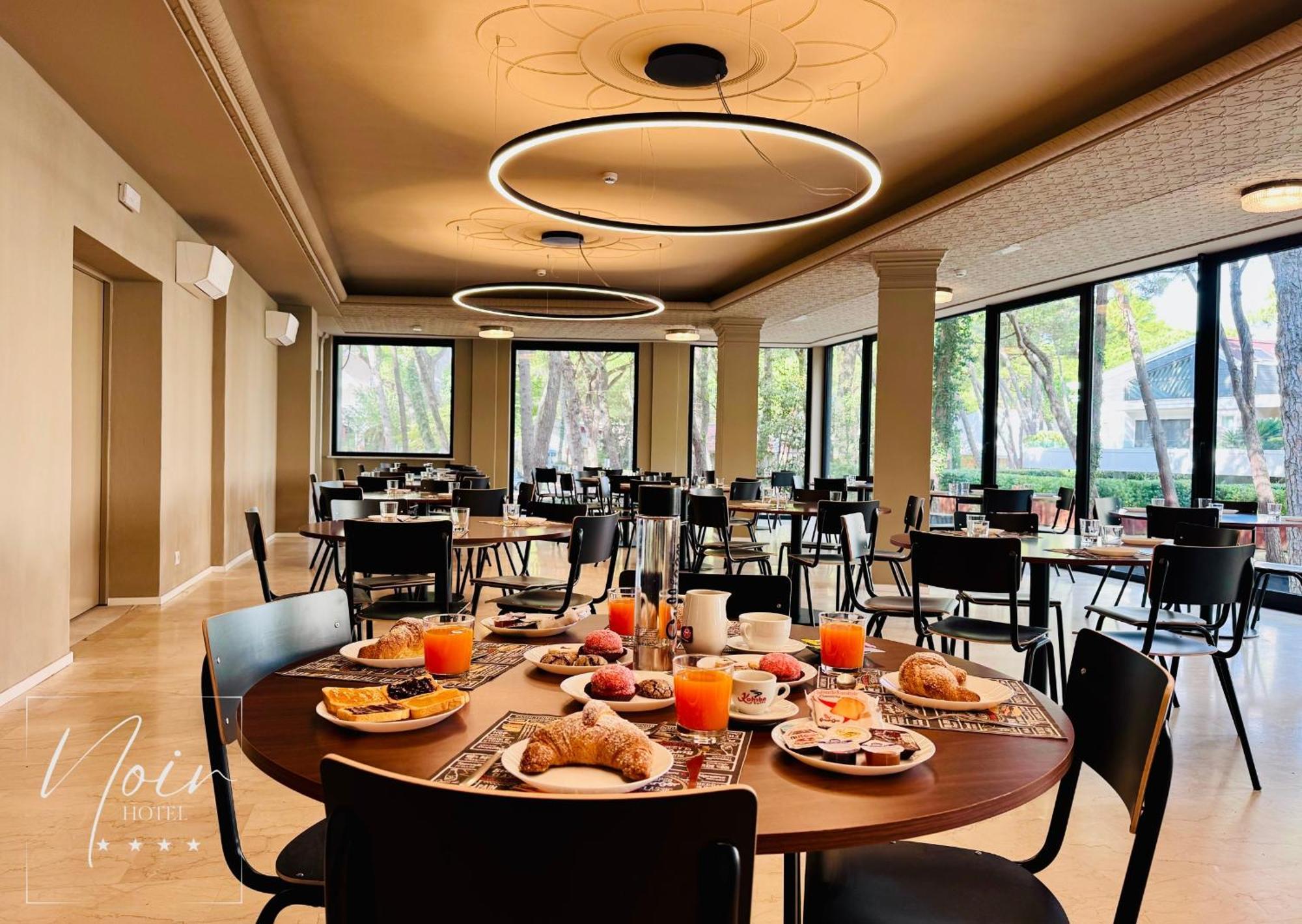 Noir - Free Breakfast & Brunch Until 13-00 - Vicinissimi A Mirabilandia Hotel 4*