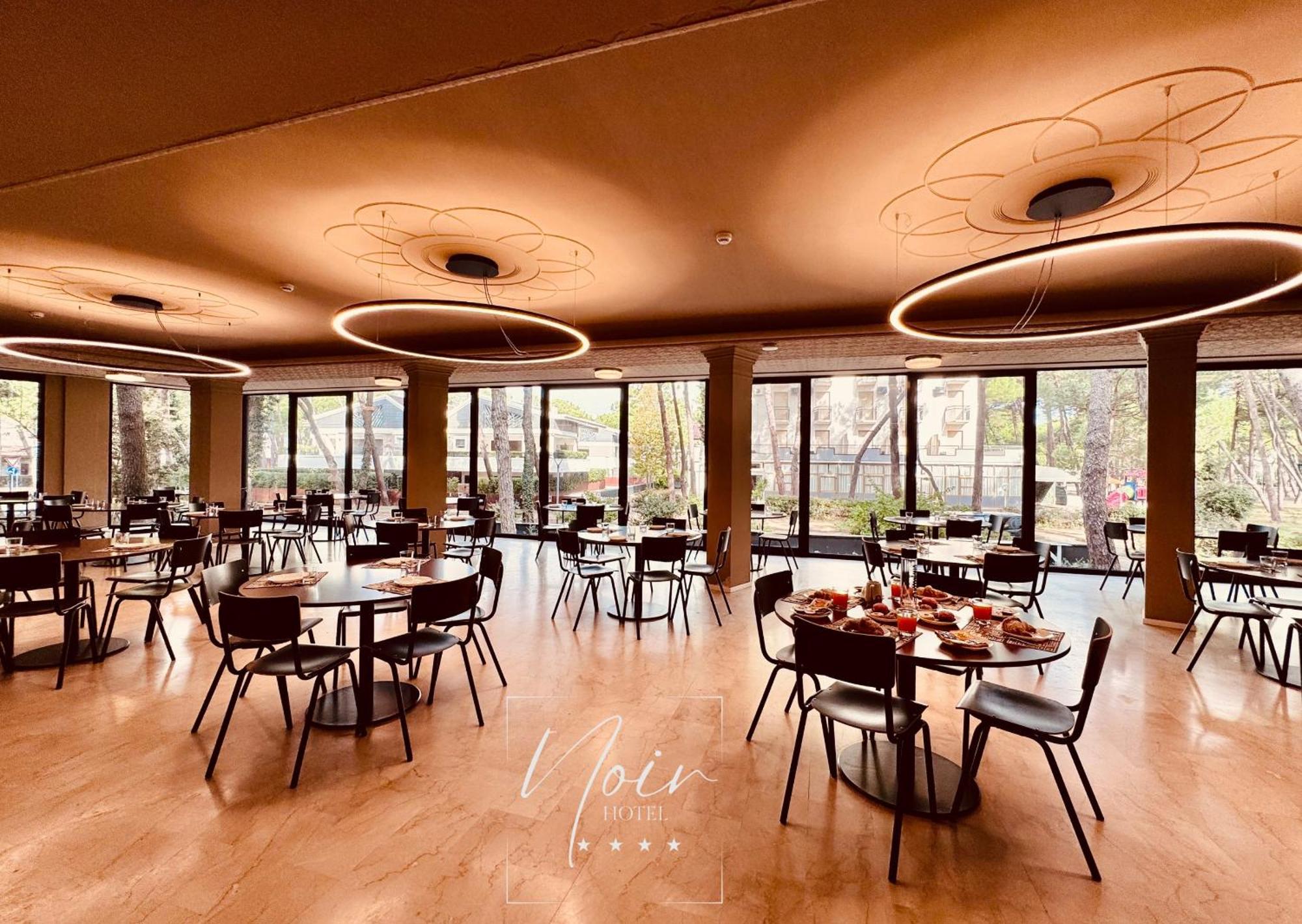 Hotel Noir - Free Breakfast & Brunch Until 13-00 - Vicinissimi A Mirabilandia Milano Marittima