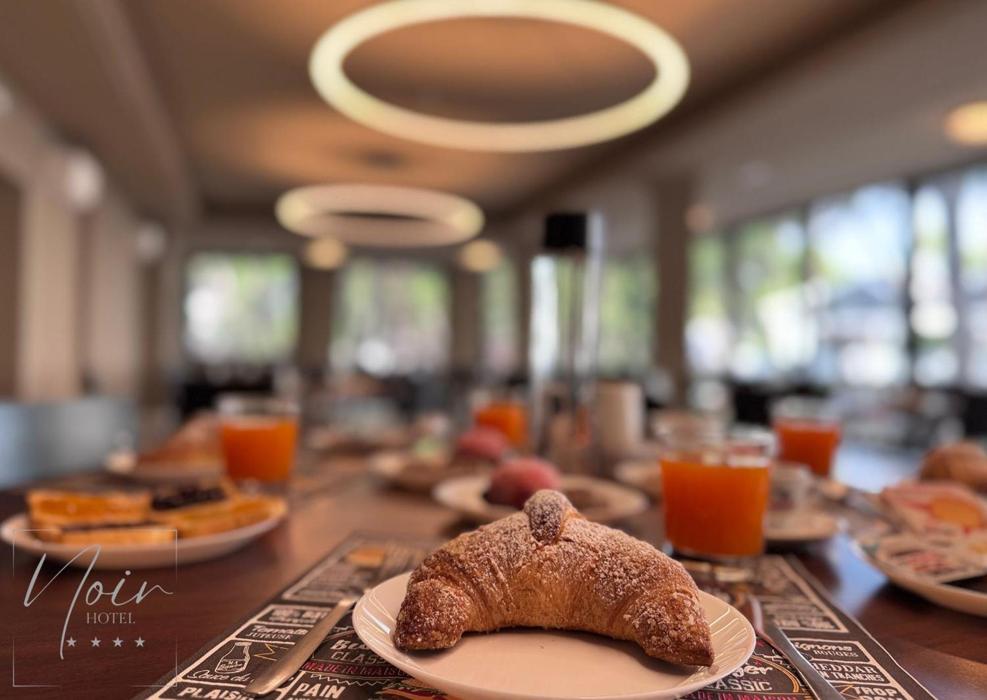 Hotel Noir - Free Breakfast & Brunch Until 13-00 - Vicinissimi A Mirabilandia 4*
